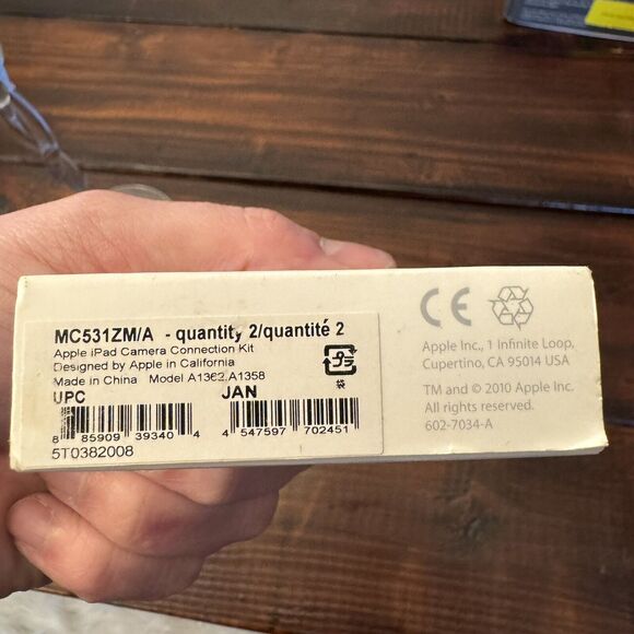 Apple Ipad Camera Connection Kit - Picture 2 of 3